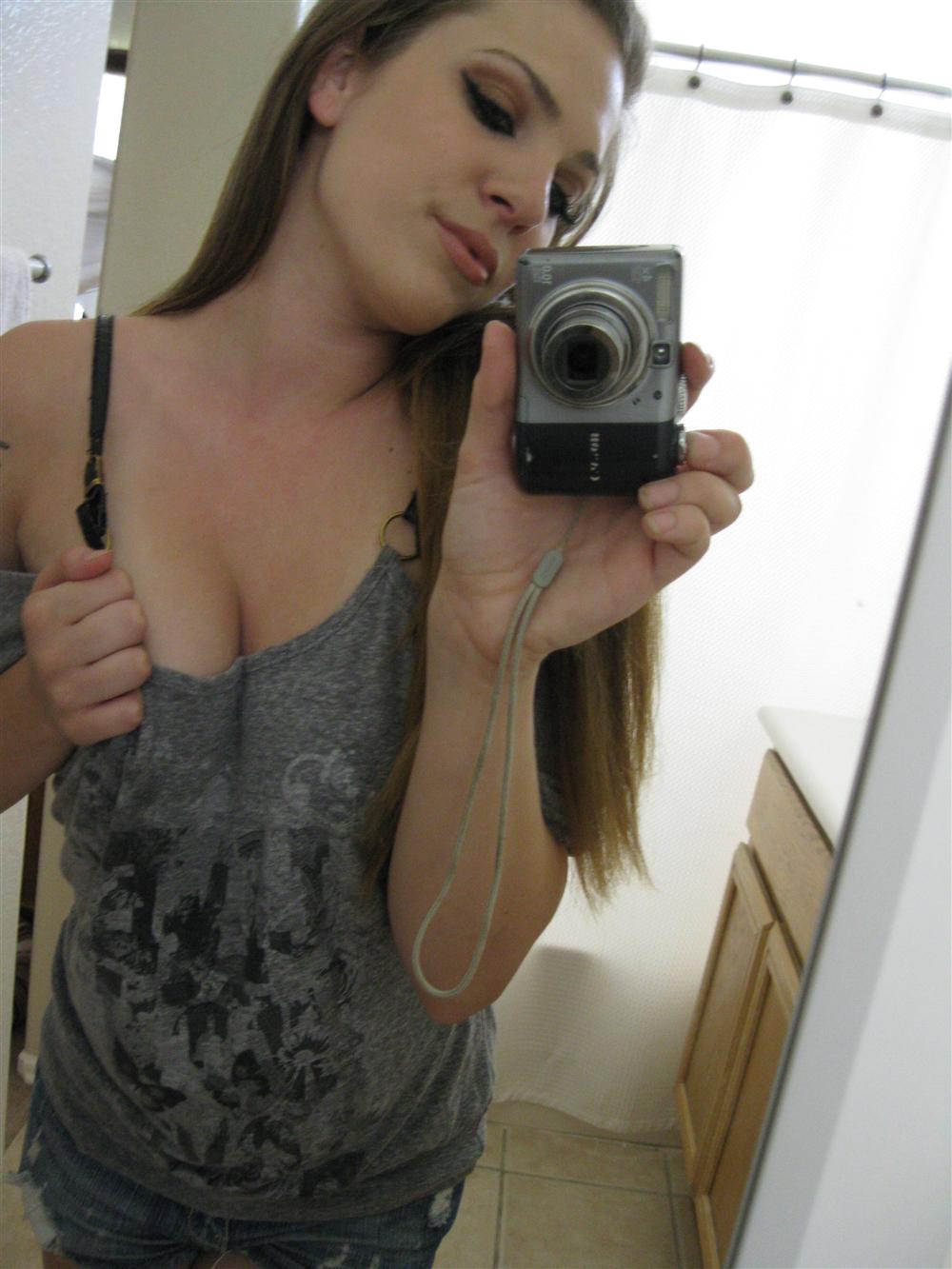 Nympho Girls phone sex numbers