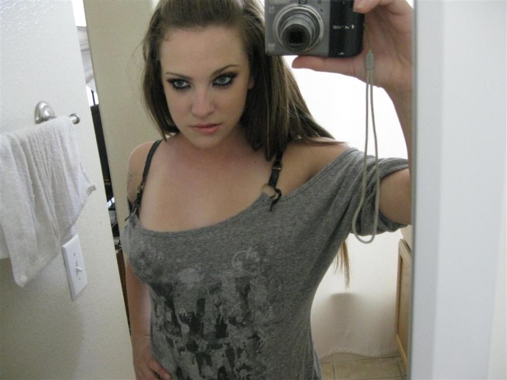 Anal Chat After Dark: relaxed and direct - Anal chat line